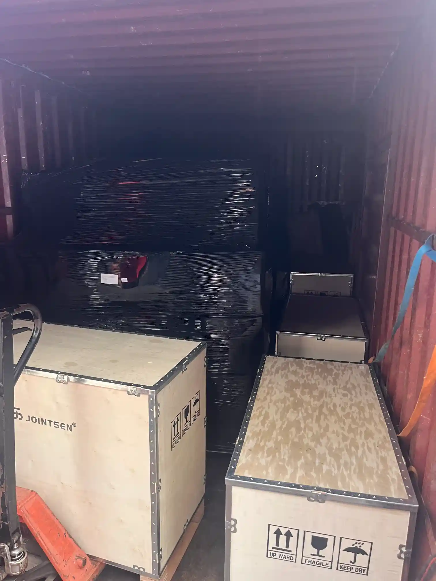 JOINTSEN Доминикан Республикасы нарығына жоғары тиімді құрылыс жабдықтарын жеткізу үшін жеткізу тізбегін оңтайландырады